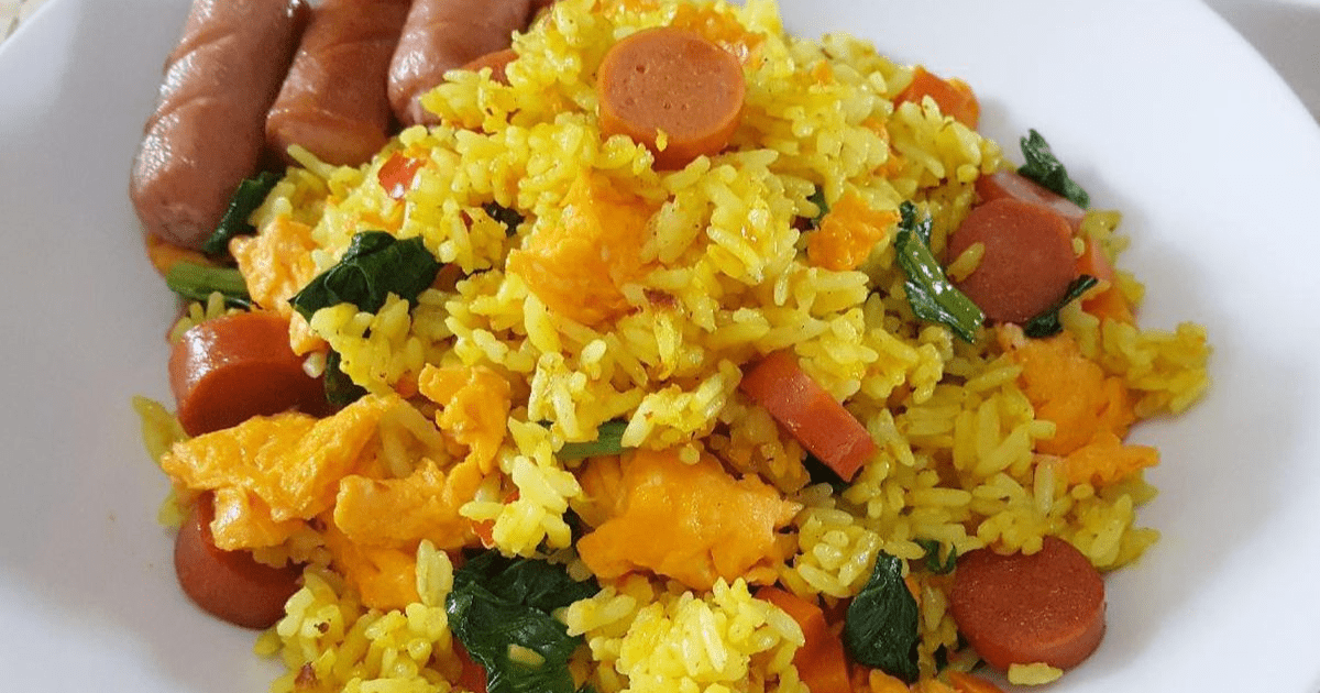 Resep Nasi Goreng Kunyit Sosis: Aroma Rempah Menggugah untuk Sarapan Spesial