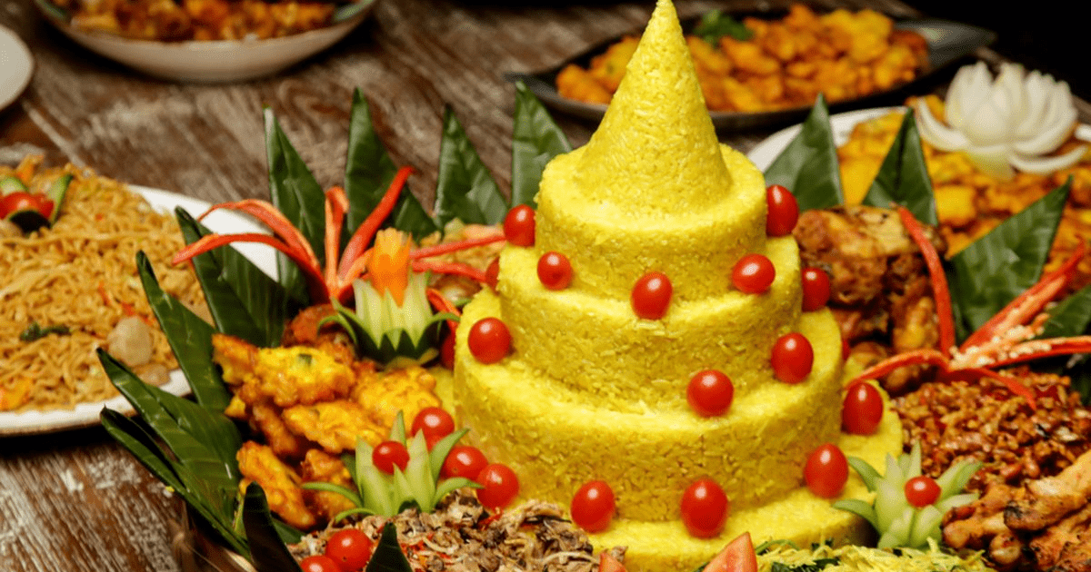 Resep Nasi Tumpeng Lengkap untuk Lomba 17 Agustusan, dari Nasi Kuning hingga Hiasan Juara