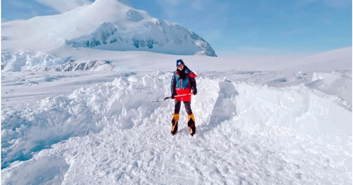 Jejak Karbon Turis Antartika: Ironi ‘Wisata Kiamat’ Semakin Merusak