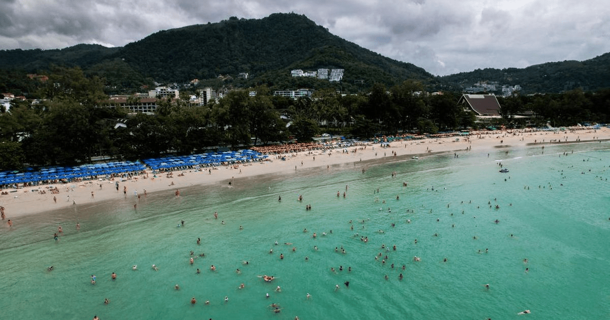 Penipuan Ulasan Kapal Gratis: Kasus Turis Prancis Gunakan Teknologi AI