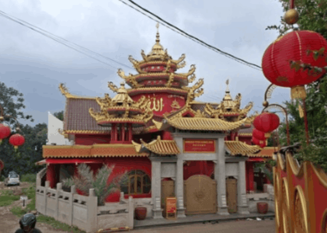 Masjid Tjia Khang Hoo: Masjid Unik Bergaya Kelenteng di Jakarta Timur