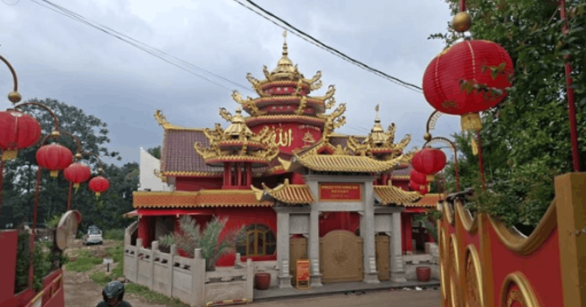 Masjid Tjia Khang Hoo: Masjid Unik Bergaya Kelenteng di Jakarta Timur