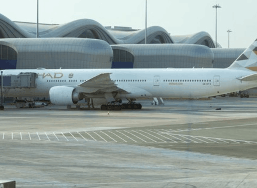 Yusril Jajaki Skema Bebas Visa Indonesia UEA: Perkuat Hubungan Bilateral