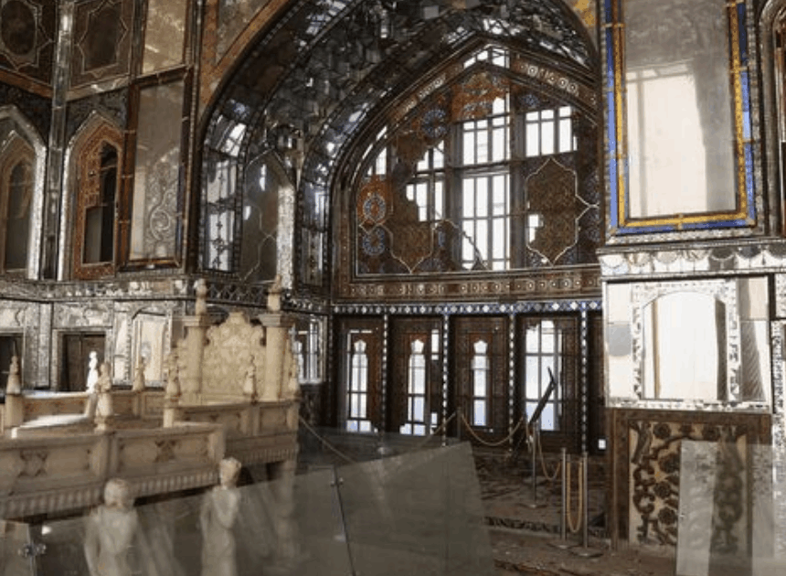 Terkena Dampak Serangan! Ini 5 Fakta Istana Golestan yang Ikonik