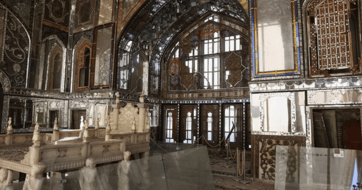 Terkena Dampak Serangan! Ini 5 Fakta Istana Golestan yang Ikonik