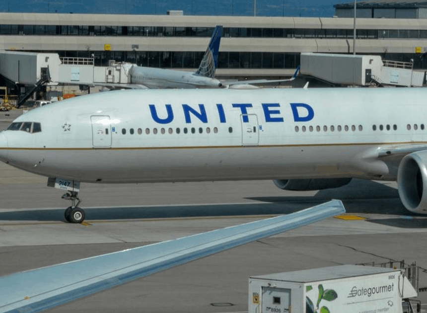 Dampak Konflik AS Iran: Maskapai Pangkas Rute