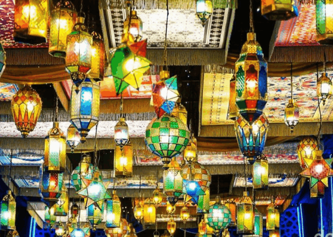 Cantik! Instalasi Cahaya Ramadan HI Hiasi Pedestrian Jakarta