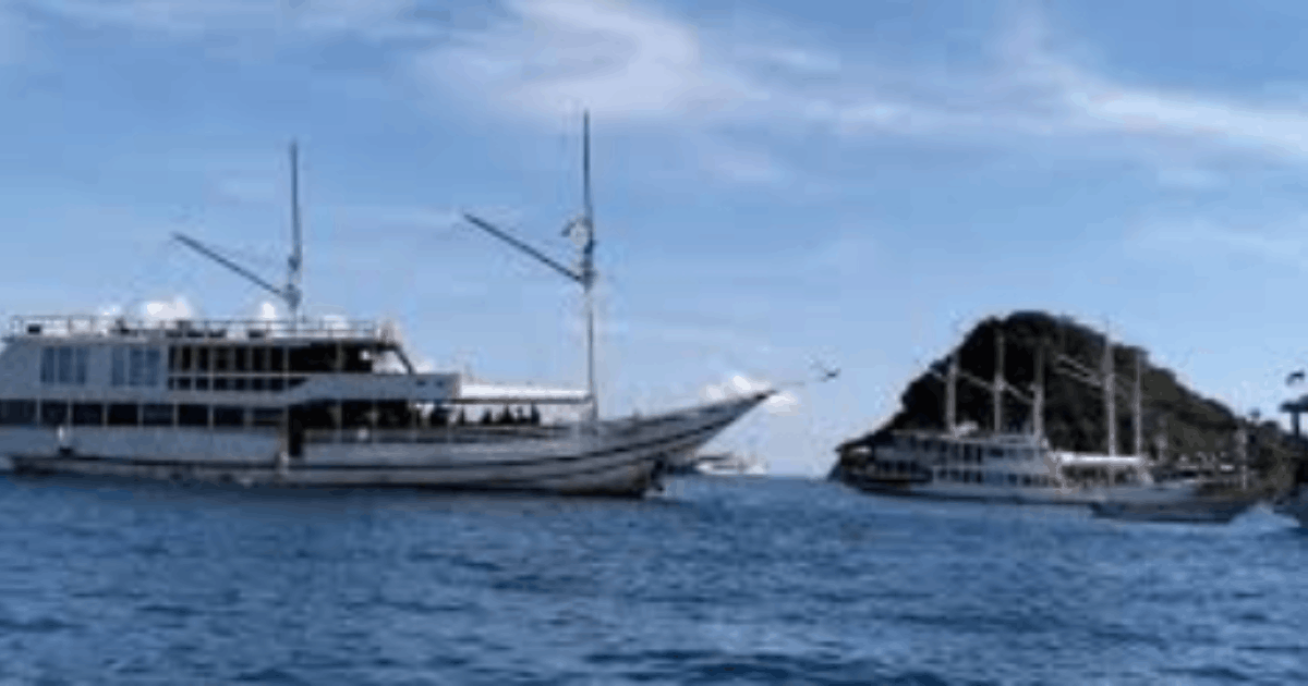 Hore! Kapal Wisata Boleh Berlayar Lagi untuk Wisata Pulau Komodo