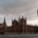 cuaca buruk Inggris yang ikonik