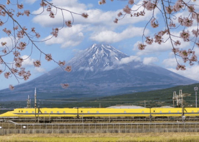 Layanan Kereta Wisata Gunung Fuji Resmi Beroperasi