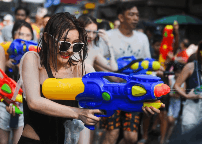 Festival Songkran Segera Dimulai: Pemerintah Imbau Turis Jauhi Alkohol demi Keamanan!