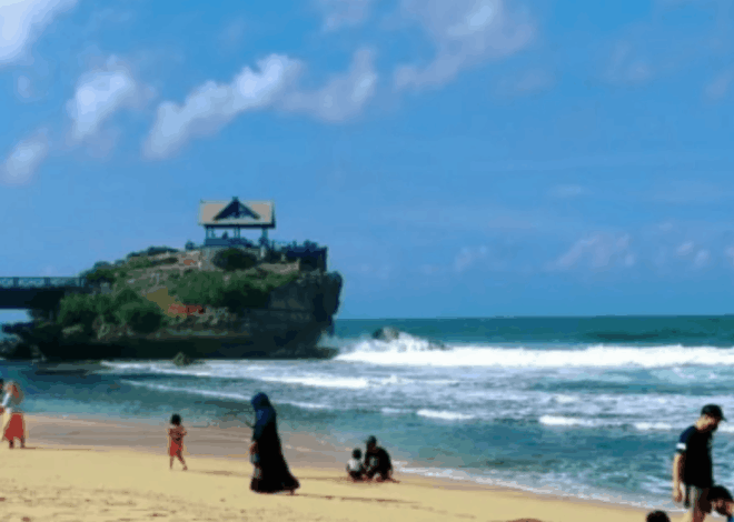 Petugas Pantai Baron Dimutasi: Buntut Praktik Karcis Nakal, Pemerintah Tindak Tegas Oknum Lapangan!