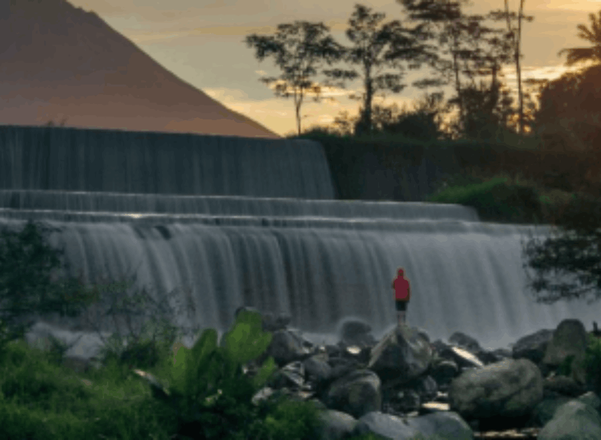 Wisata Alam Magelang: Pesona Air Terjun Berlatar Gunung Merapi, Destinasi Hidden Gem yang Memukau!