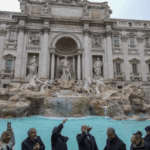 Italia perketat aturan turis