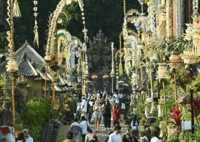 Wisatawan Domestik Kuasai Desa Wisata Penglipuran