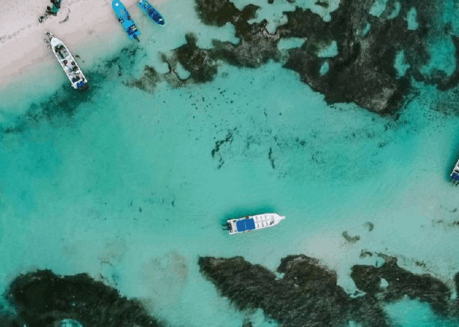 Kapal Pesiar Kandas Terumbu Karang Fiji Terancam Terbaru