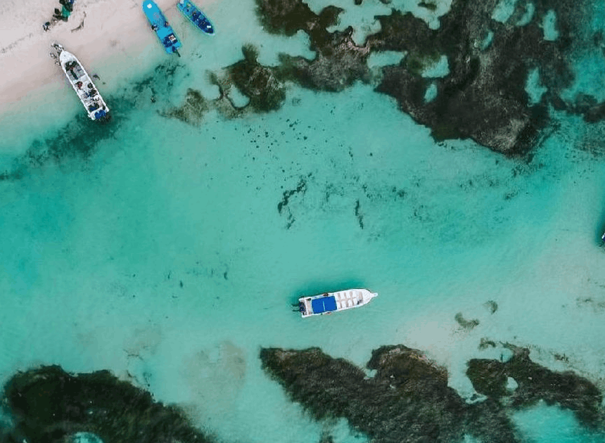 Kapal Pesiar Kandas Terumbu Karang Fiji Terancam Terbaru