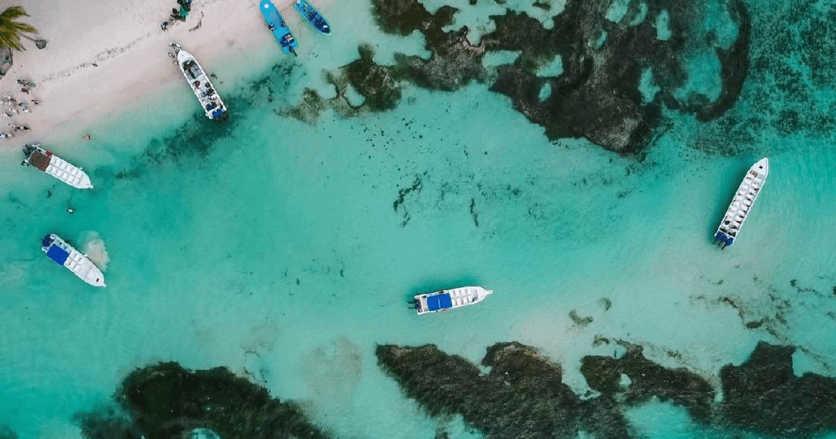 Kapal Pesiar Kandas Terumbu Karang Fiji Terancam Terbaru