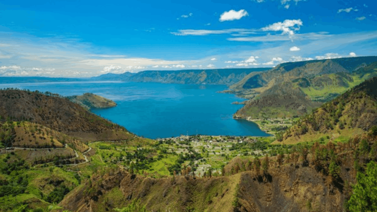 Sejarah Asal-usul Danau Toba dan Legenda Rakyat Pulau Samosir