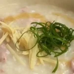 bubur ayam rice cooker - ilustrasi berita Hacks Bikin Bubur Ayam Rice Cooker untuk Menu Hangat Keluarga