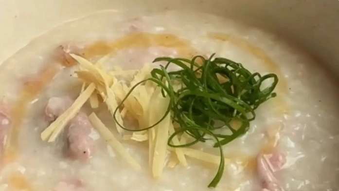 Hacks Bikin Bubur Ayam Rice Cooker untuk Menu Hangat Keluarga