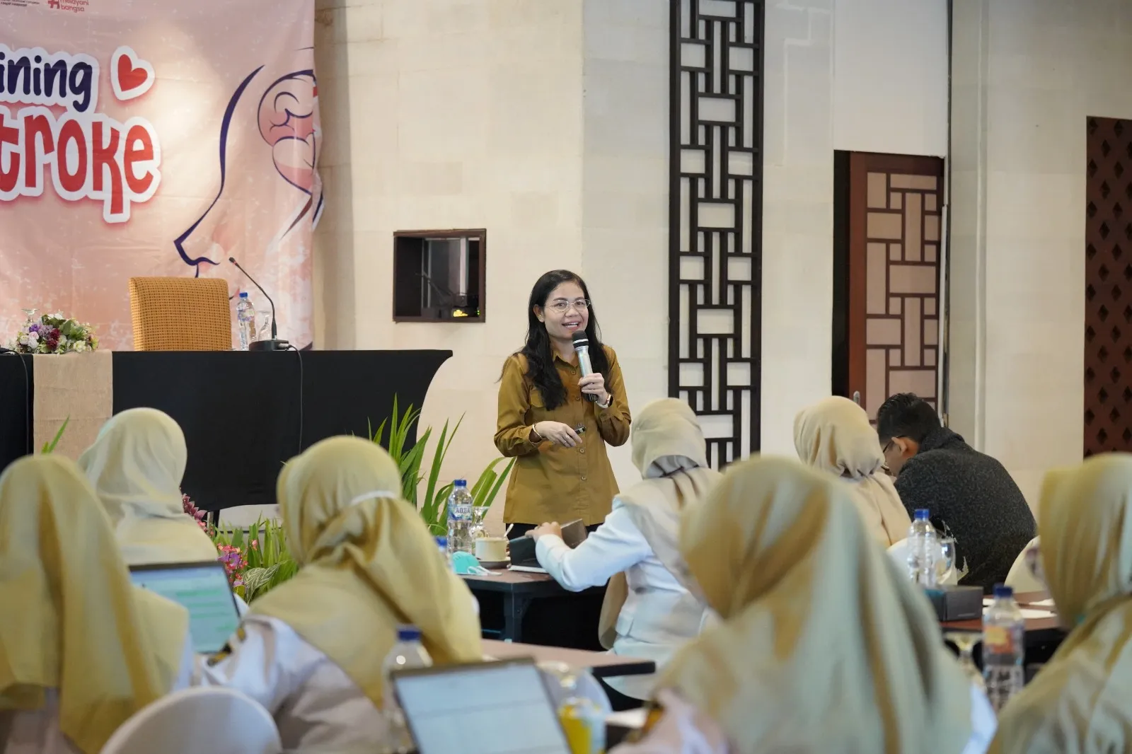 Penanganan Stroke Diperkuat, Nakes Puskesmas Kota Kediri Ikuti OJT Selama Tiga Hari