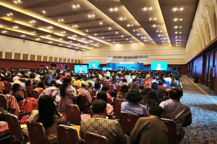 bahagia selamanya Ribuan Padati Grand City Surabaya, Cari Jawaban 'Bahagia… bahagia selamanya - ilustrasi berita Ribuan Padati Grand City Surabaya, Cari Jawaban 'Bahagia Selamanya'