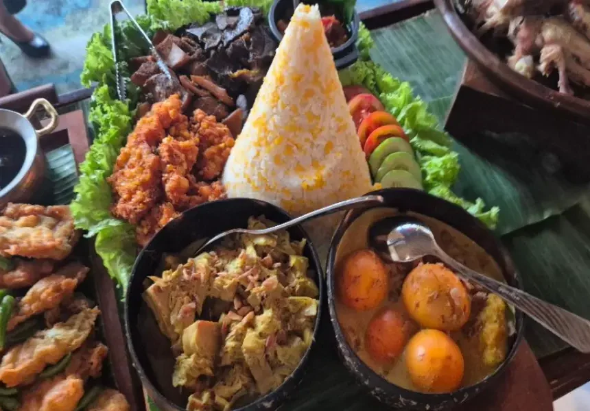 Vasa Hotel Surabaya Angkat Kuliner Tradisional Jawa Timur