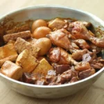 nasi gudeg - ilustrasi berita Cuma 1 Jam! Resep Nasi Gudeg Ala Chef Devina Hermawan, Cara Cepat dan Praktis Sajian…