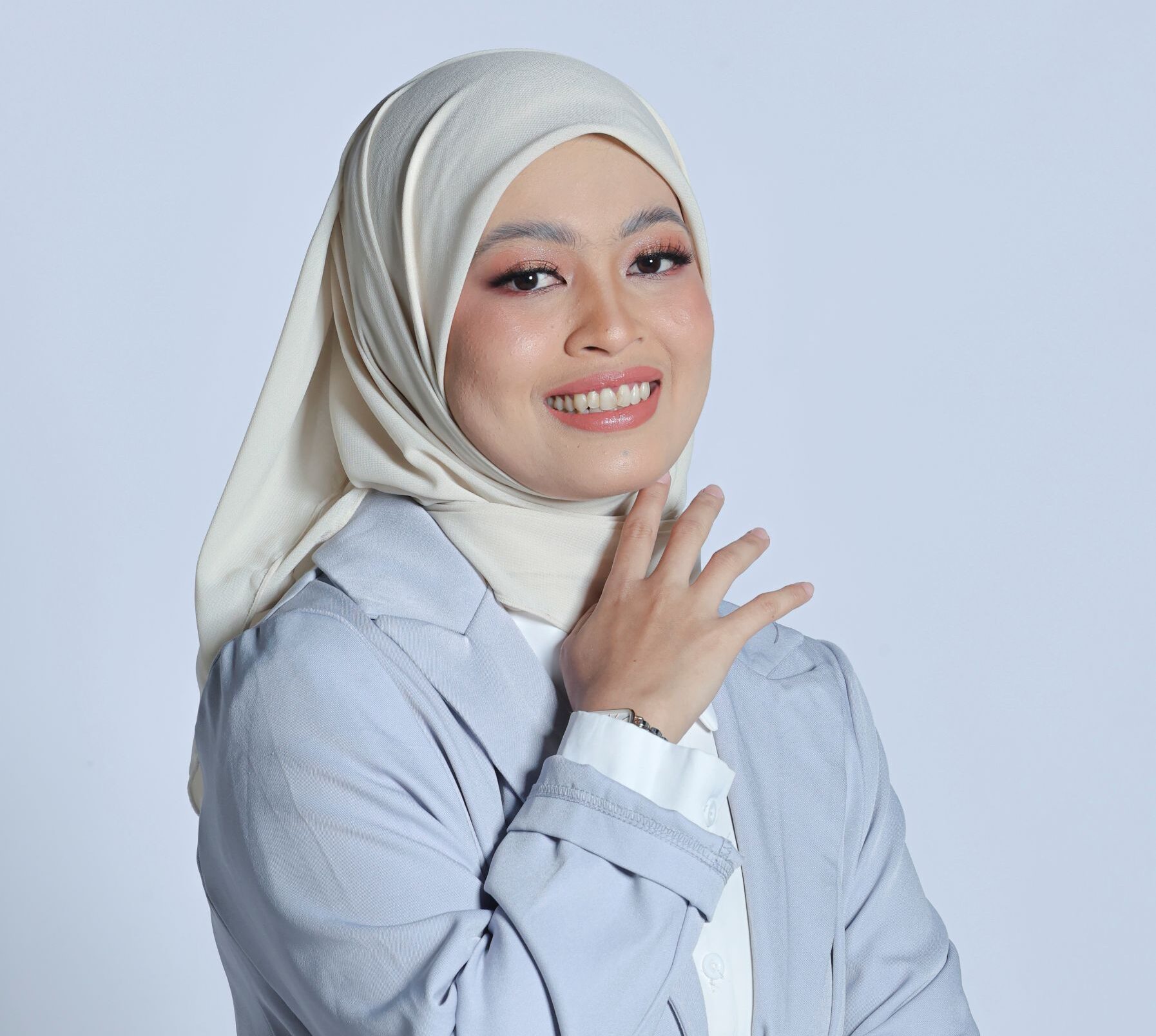 pengasuh profesional Pengasuh Profesional: Melancong sambil Menjaga, Kisah… pengasuh profesional - ilustrasi berita Pengasuh Profesional: Melancong sambil Menjaga, Kisah Farhah Mohd. Sidek
