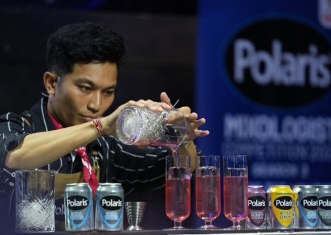 Mengenal Profesi Mixologist, Peracik Minuman yang Kini Makin Diburu Industri F&B