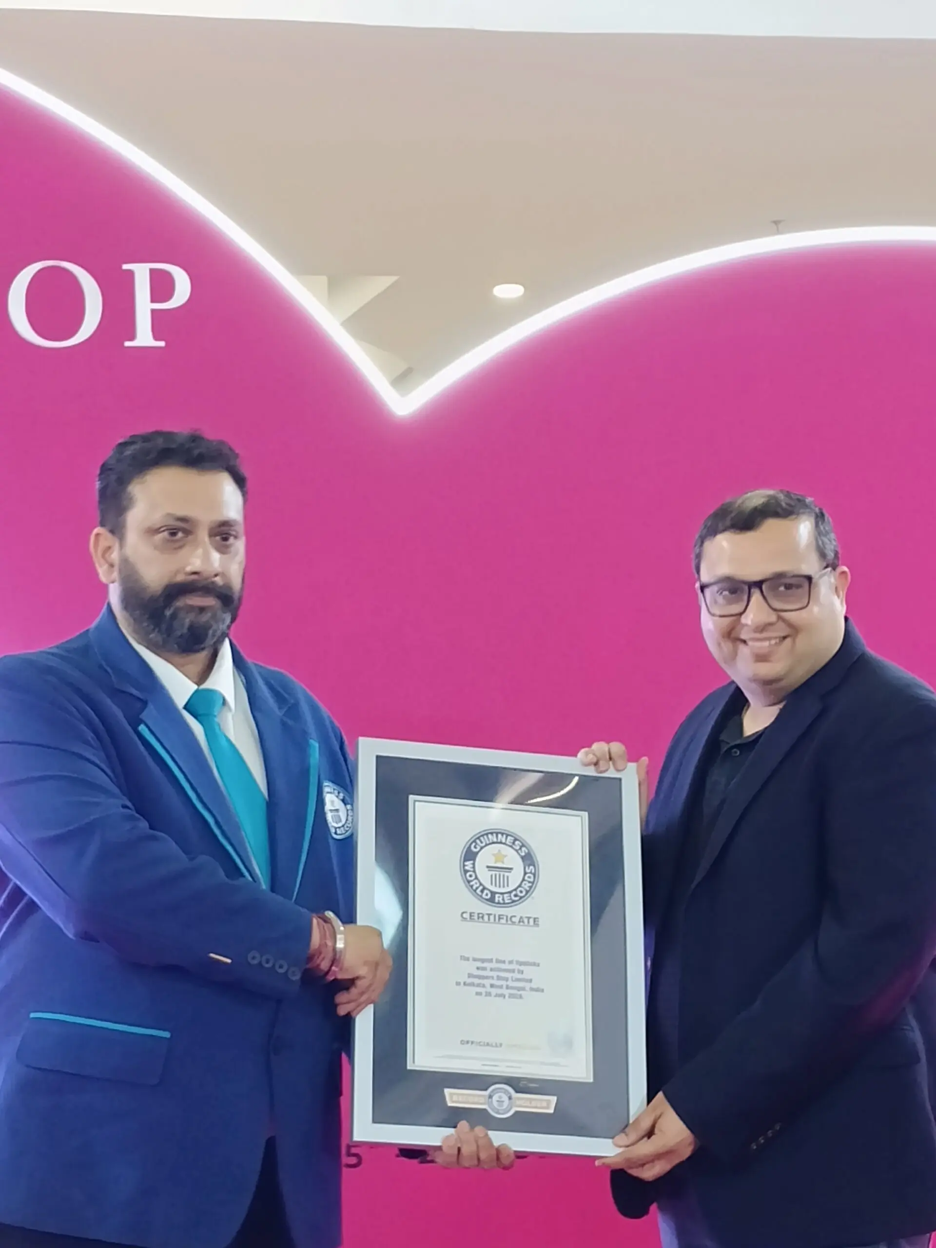 Shoppers Stop Raih GUINNESS WORLD RECORDS untuk 1.016 Lipstik lewat Kampanye Lip Land