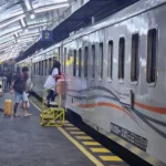 stasiun malang - ilustrasi berita Kunjungan Wisata Naik, 175.340 Penumpang Padati Stasiun Malang Selama Libur Sekolah