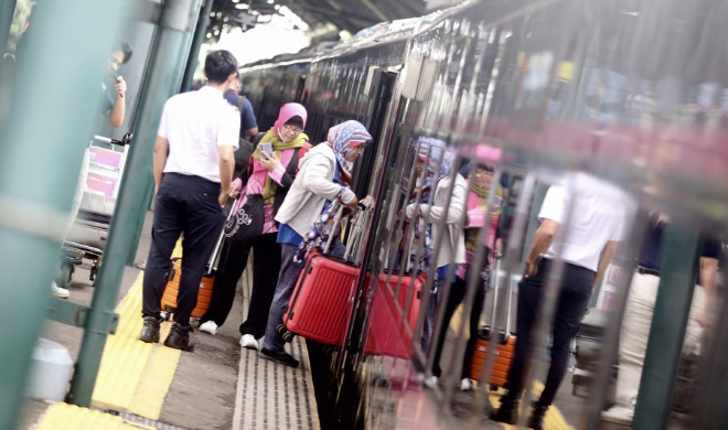 Sambut HUT RI ke-81, BUMN Tebar Diskon Tiket Transportasi dan Wisata