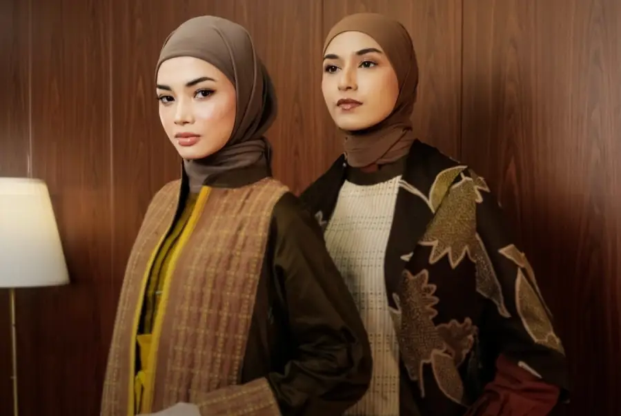 jogja fashion week Jogja Fashion Week 2026 Perkuat Ekosistem Desainer Muda… jogja fashion week - ilustrasi berita Jogja Fashion Week 2026 Perkuat Ekosistem Desainer Muda hingga Senior