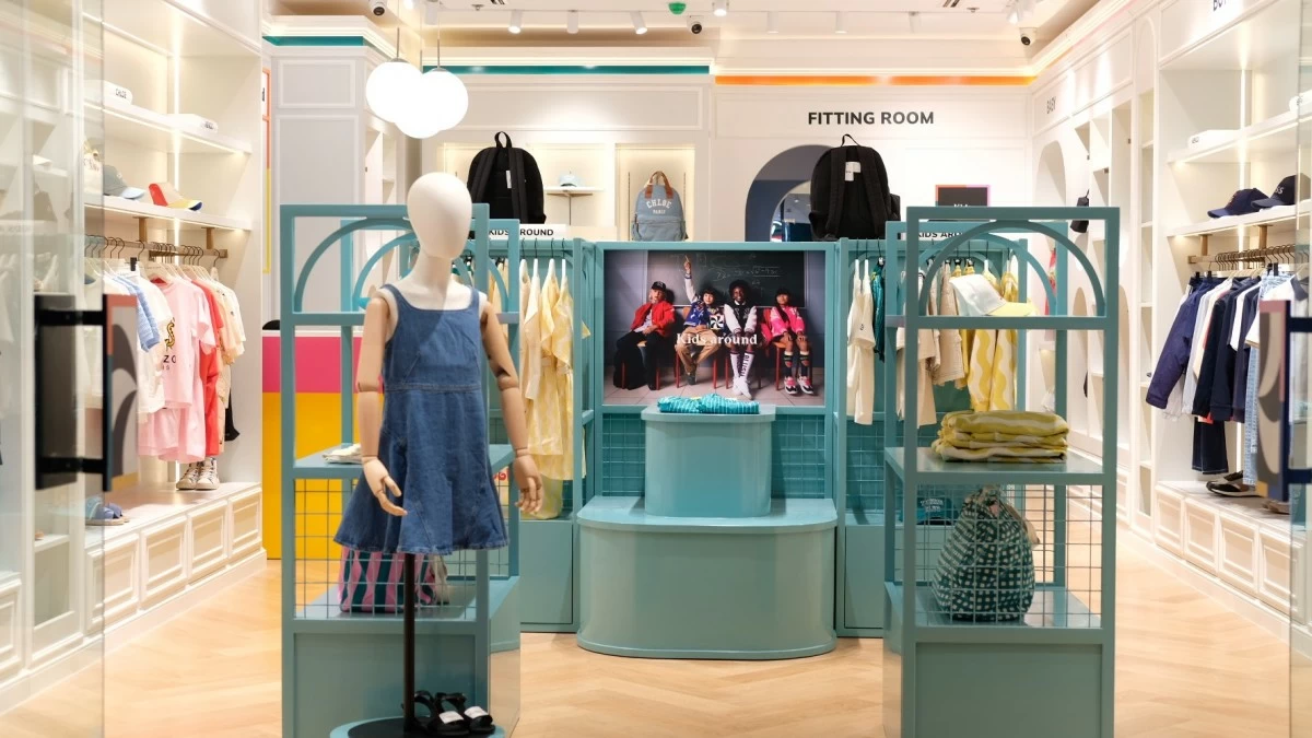 kids around manila Kids Around Manila buka toko pertama di Greenbelt 5 dengan… kids around manila - ilustrasi berita Kids Around Manila buka toko pertama di Greenbelt 5 dengan Chloé, Givenchy,…