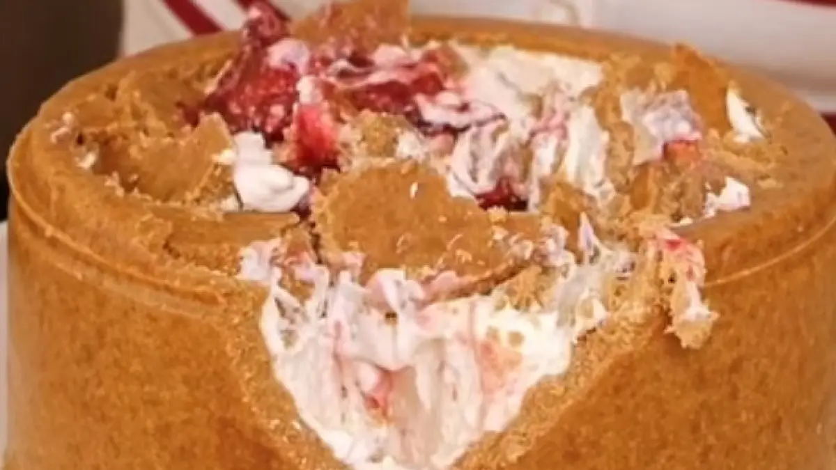 upside down cheesecake Resep Upside Down Cheesecake, Dessert Creamy dengan… upside down cheesecake - ilustrasi berita Resep Upside Down Cheesecake, Dessert Creamy dengan Strawberry Compote