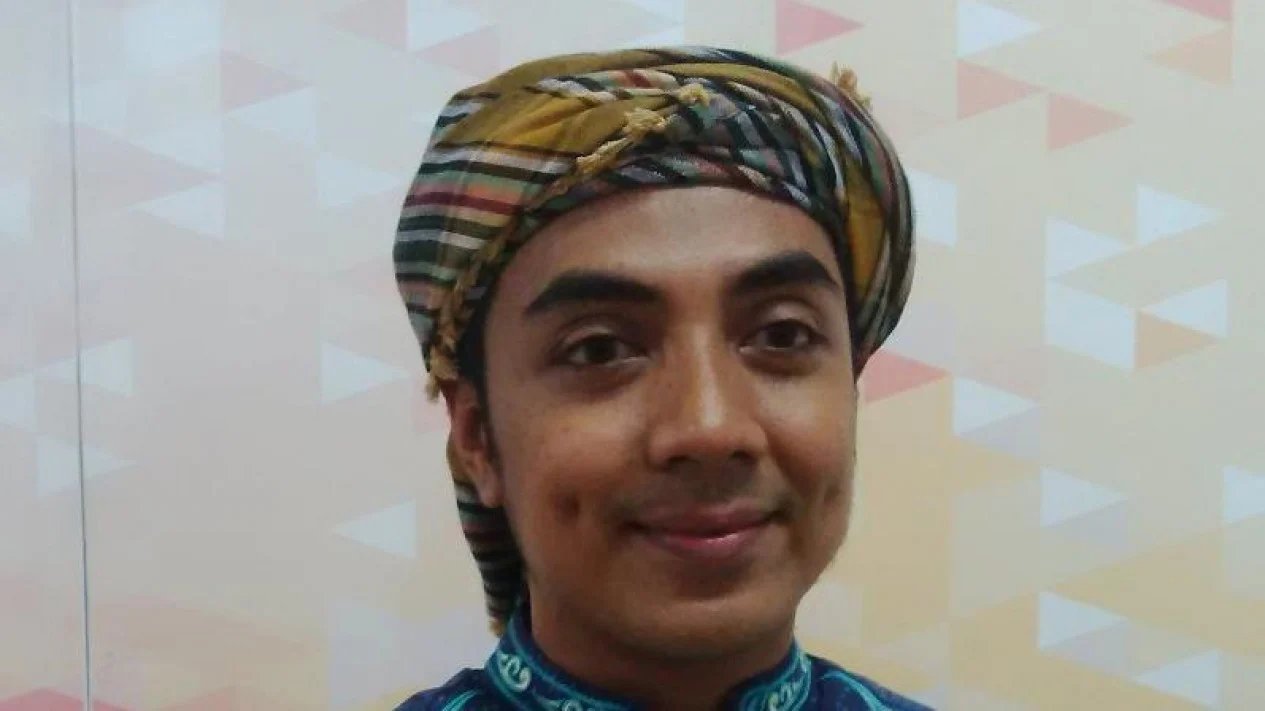 ustaz riza muhammad Ustaz Riza Muhammad Kerja Apa Aja? Ngaku Punya 30 ART dan… ustaz riza muhammad - ilustrasi berita Ustaz Riza Muhammad Kerja Apa Aja? Ngaku Punya 30 ART dan Rumah Miliaran