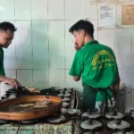 surabi solo notosuman - ilustrasi berita Surabi Solo Notosuman Ny. Handayani Pertahankan Resep Leluhur dengan Wajan…
