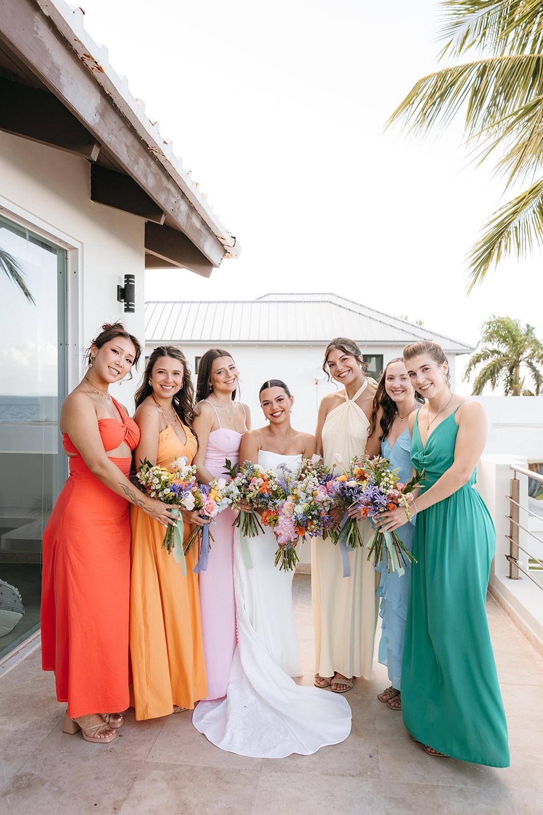 Wildflower Wedding Vieques: Pernikahan Pantai Terinspirasi Bunga Liar
